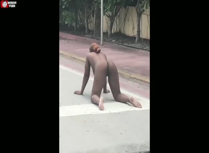 Video :She fantasizes of getting fucked doggy style in the street!